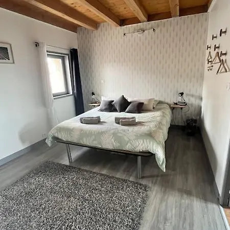 Charmante Maisonnette Proche Futuroscope Appartement *